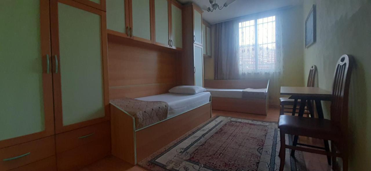 Enki'S Guesthouse Tirana Zewnętrze zdjęcie