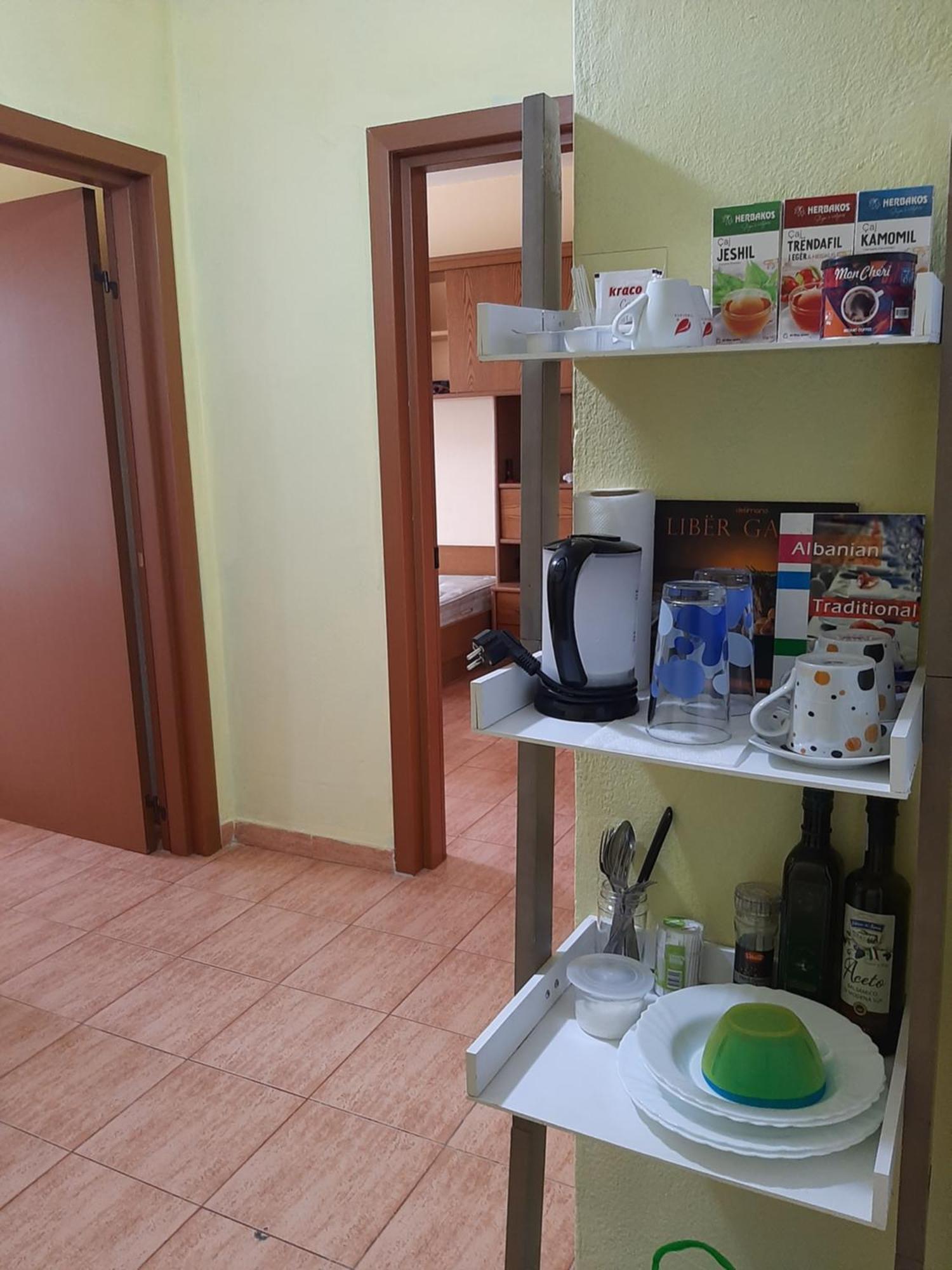 Enki'S Guesthouse Tirana Zewnętrze zdjęcie